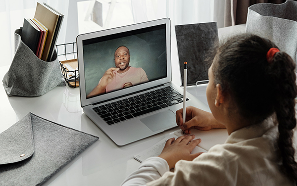 Grow online education through the Best Learning Apps for Students with quality content materials