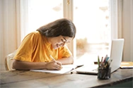 webinar feature and Hybrid learning is available for e-khool mobile learning platform