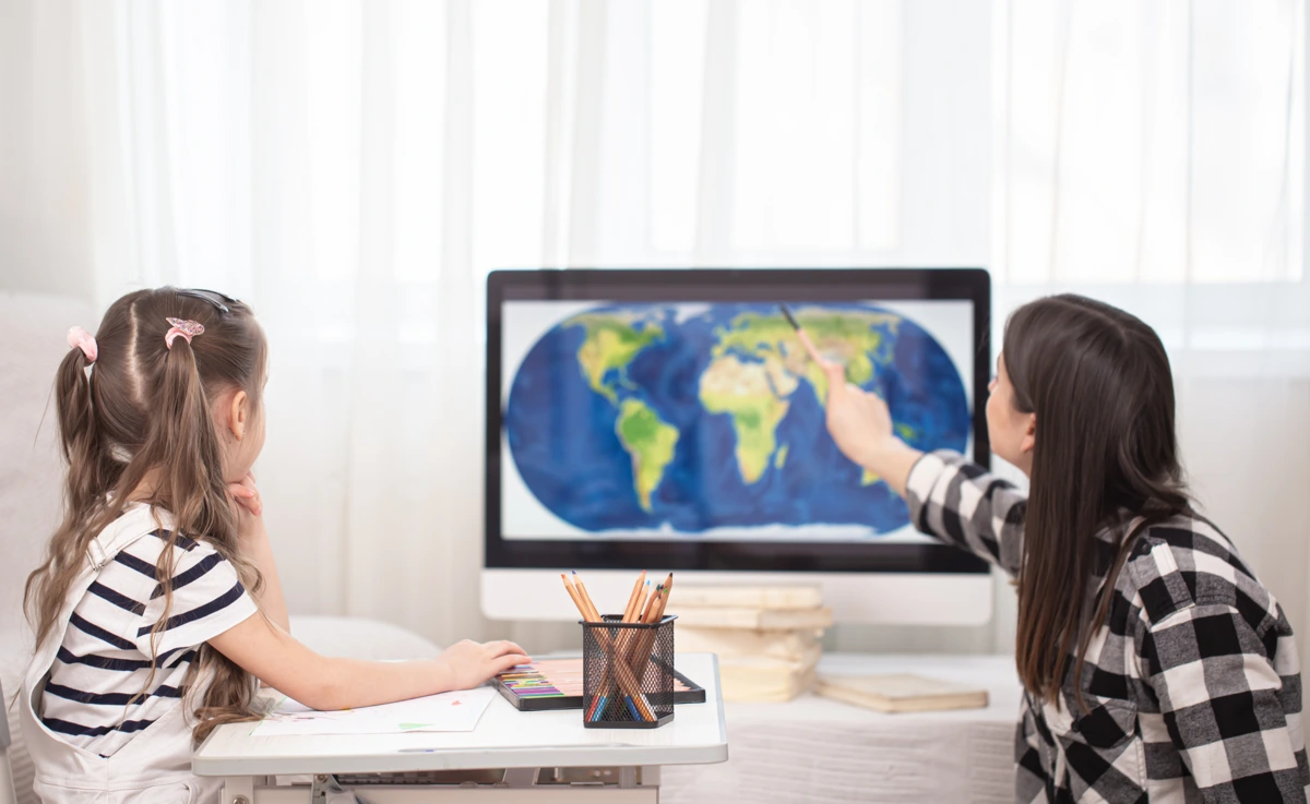 Enable smooth screen sharing for clear presentations, collaboration, and live discussions