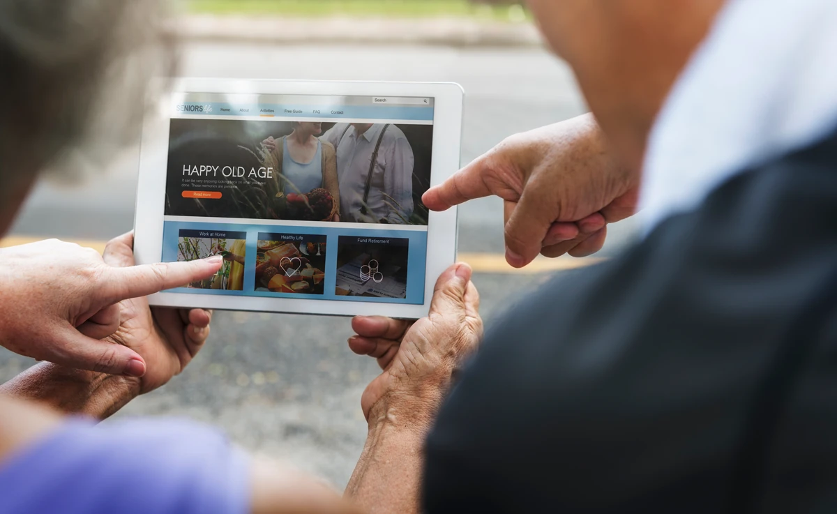 Screen sharing and real-time document collaboration